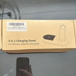 3 in 1 Charging Stand for iPhones, iWatches & AirPods